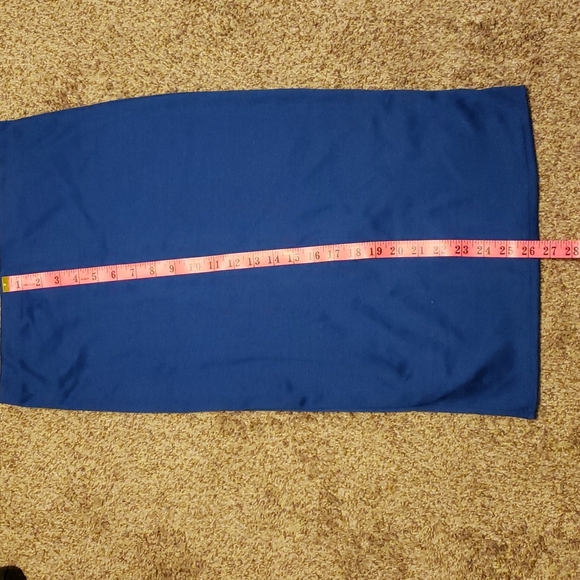 Stretchy blue pencil skirt. - Picture 5 of 6